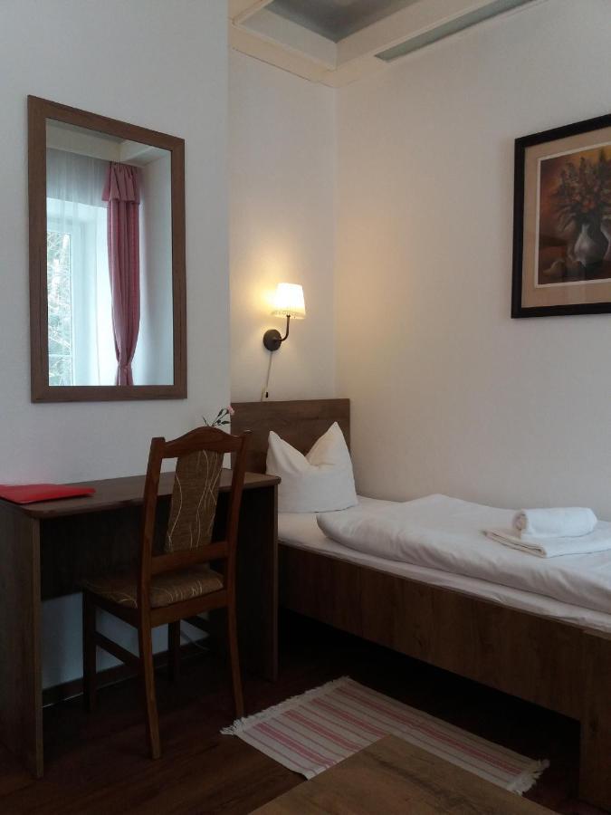 Hotel Dzban Karlova Studánka Exteriör bild